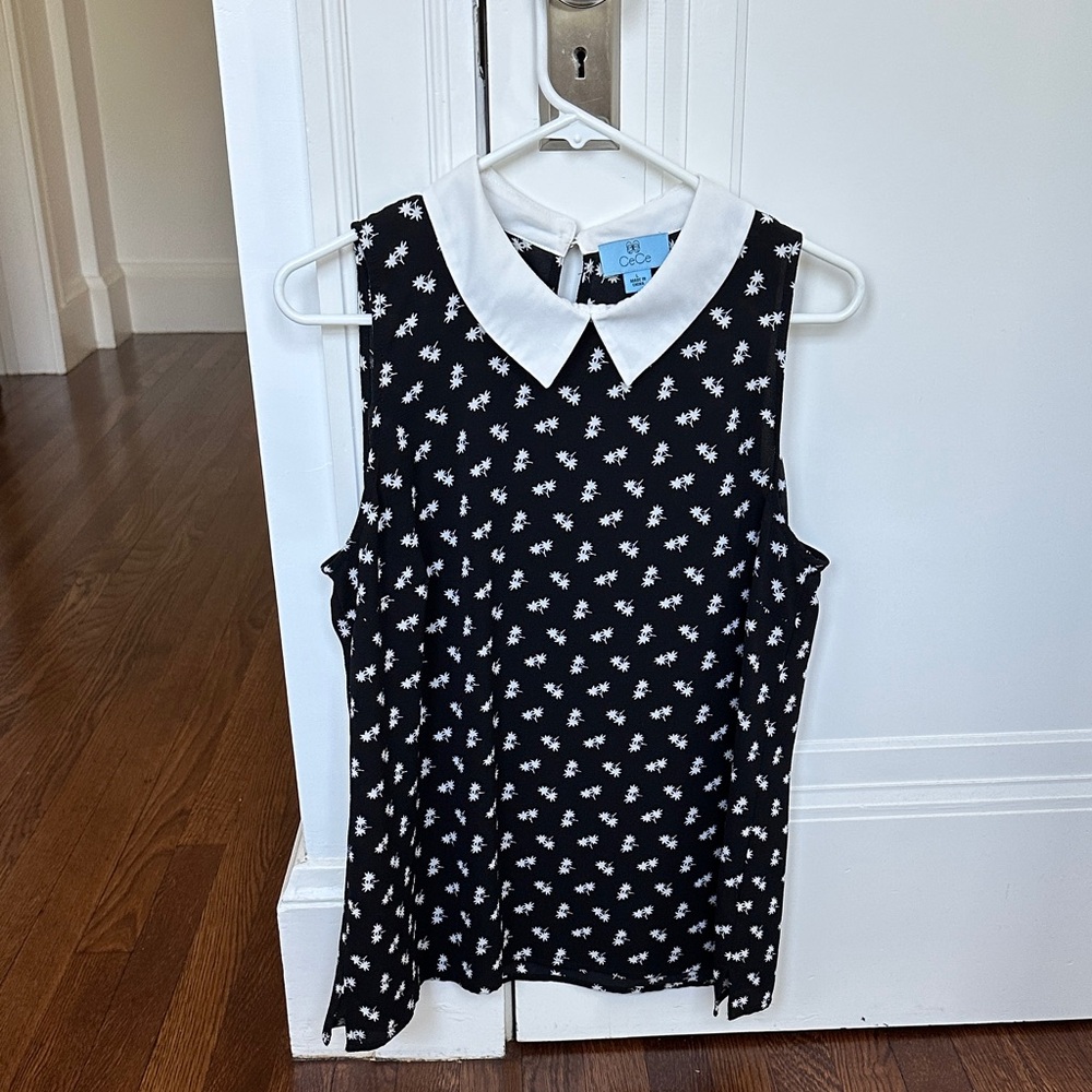 CeCe Black and White Floral Blouse